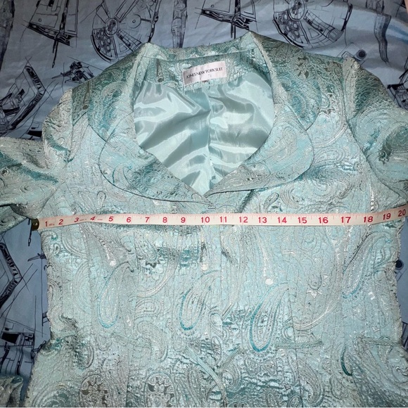 Jones New York Suit - Light Blue Paisley Suit Jacket and Skirt - Size 12 - Picture 15 of 15